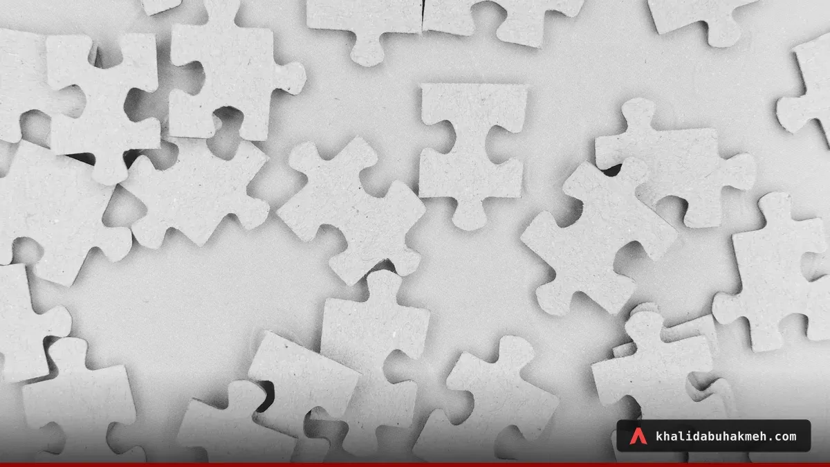 White and black jigsaw puzzle. Photo by Markus Winkler on Unsplash.